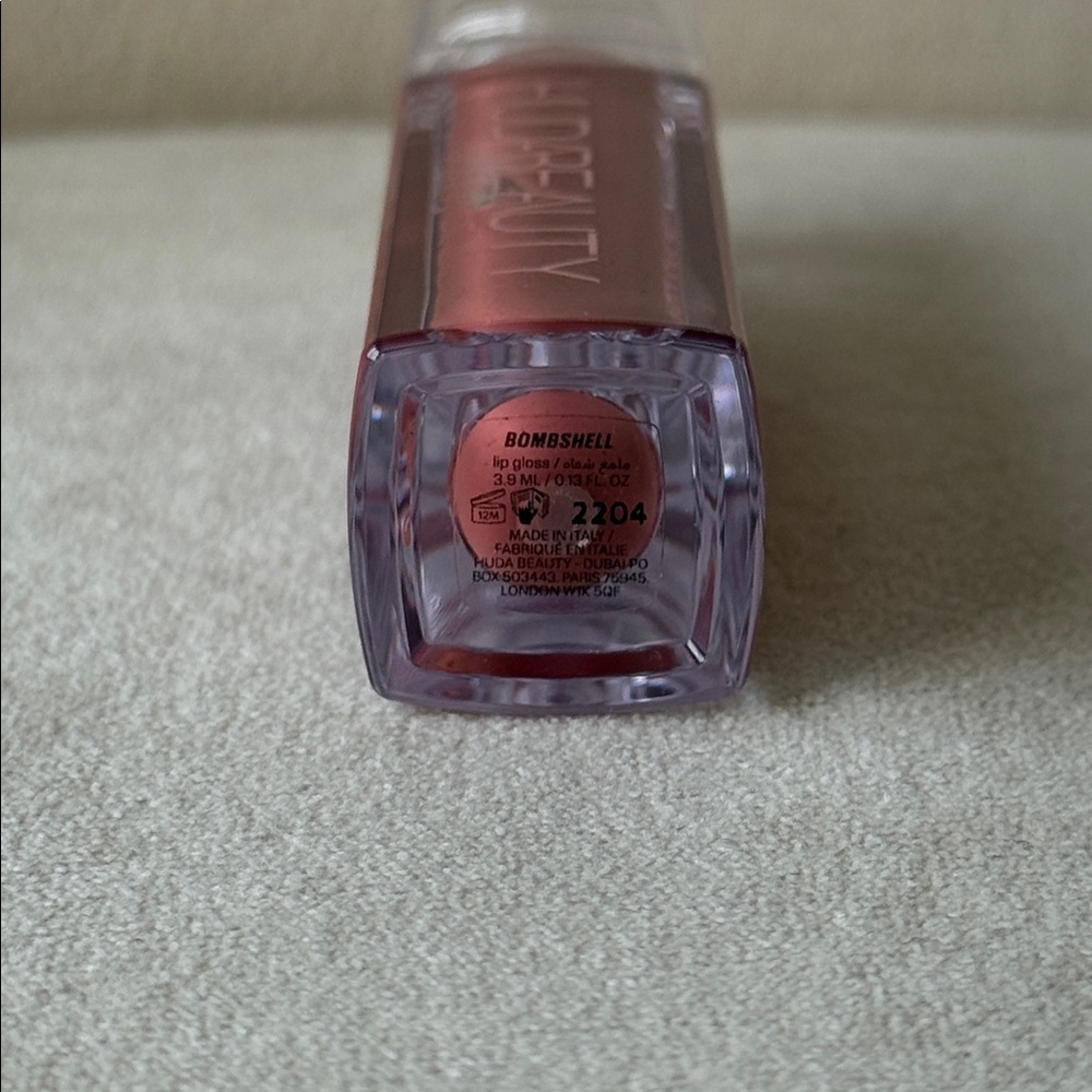 Huda Beauty Faux Filter Lipgloss in BOMBSHELL - Picture 5 of 5